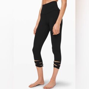 Lululemon Align Crop 21" *Love Knot Black